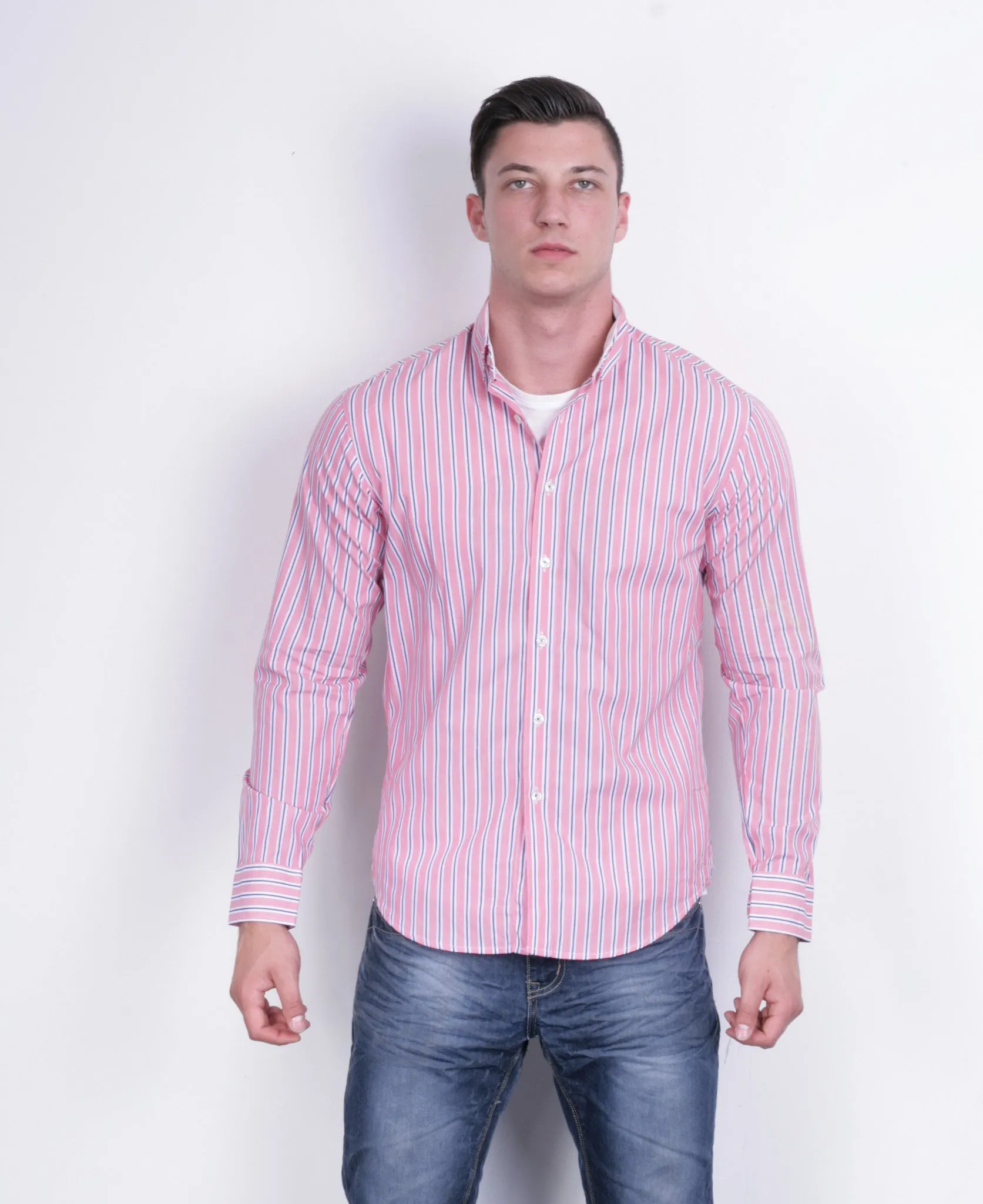 Dahlin Mens M Casual Shirt Striped Red Buttons Down Long Sleeve