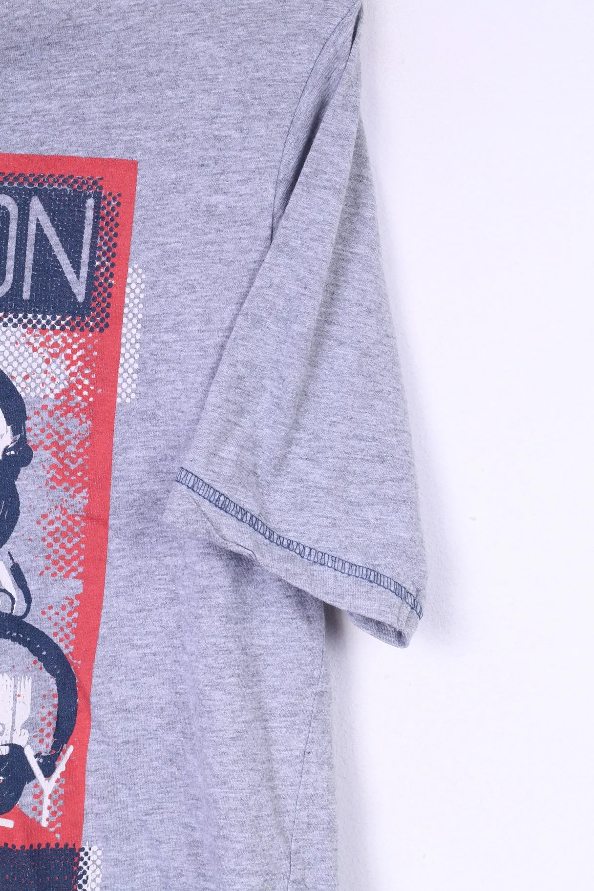Dunnes Mens S 33/34 T-Shirt Graphic Grey Cotton Generation Vinyl Top