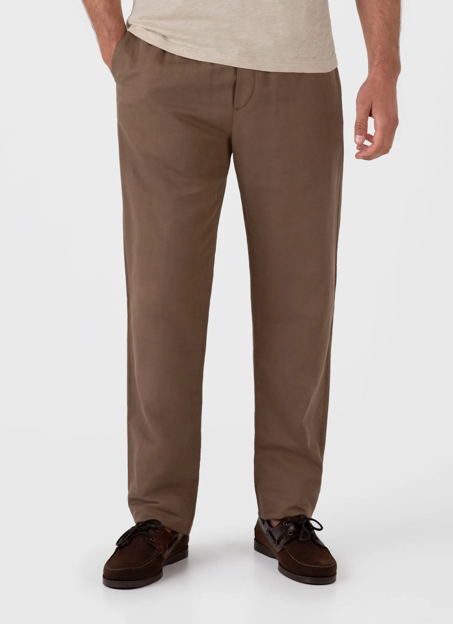 Men's Cotton Linen Drawstring Trouser in Dark Tan Sunspel
