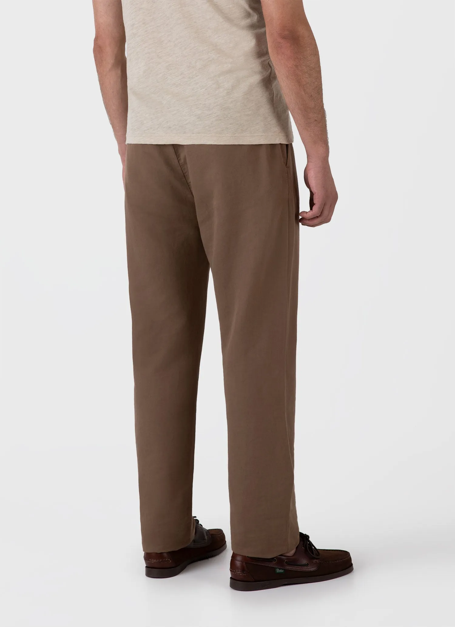 Men's Cotton Linen Drawstring Trouser in Dark Tan Sunspel