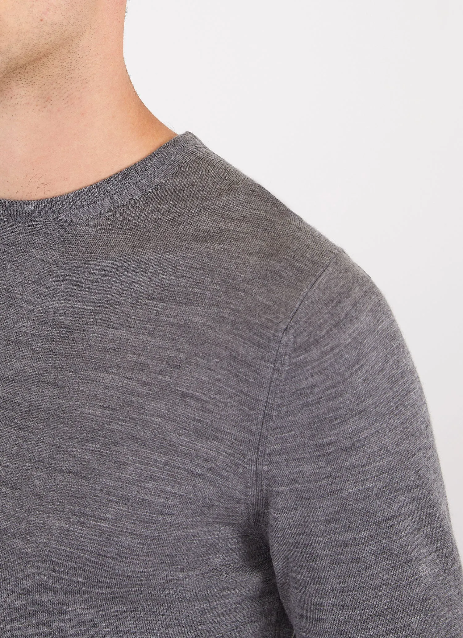 Men's Extra-Fine Merino Crew Neck in Grey Melange Sunspel
