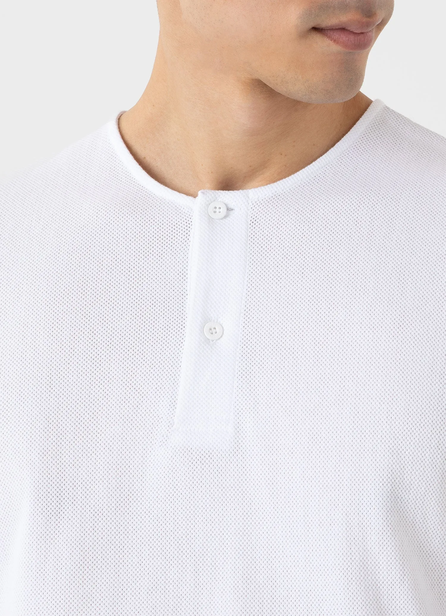 Men's Riviera Henley in White Sunspel