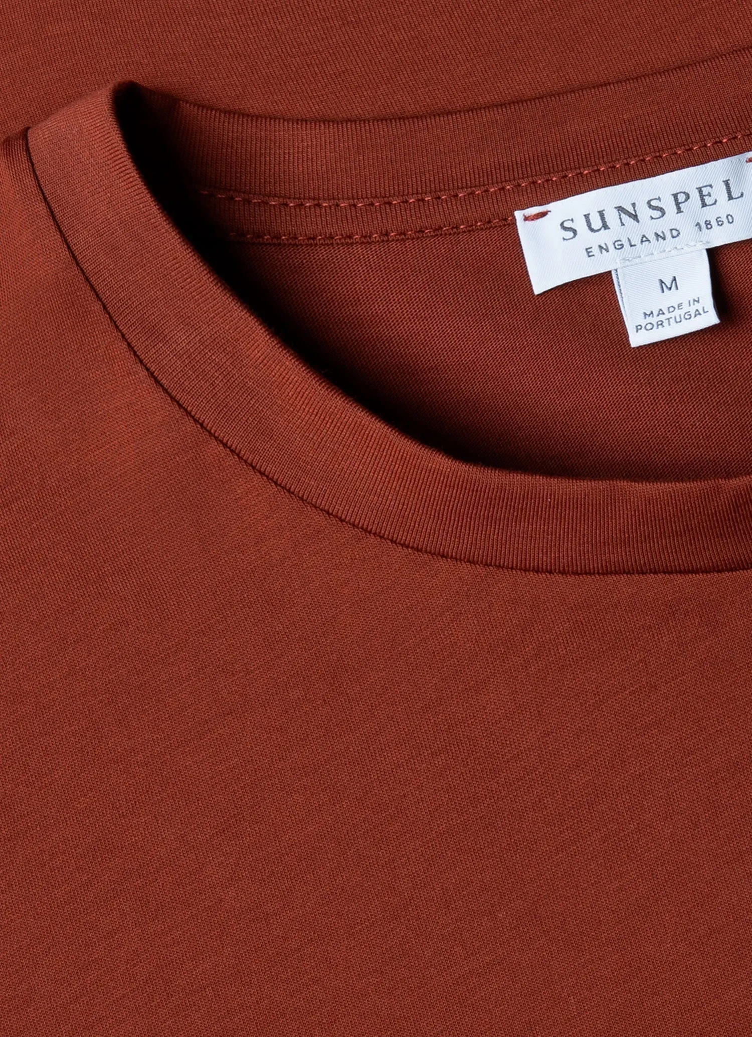 Men's Riviera Midweight T-shirt in Dark Clay Sunspel