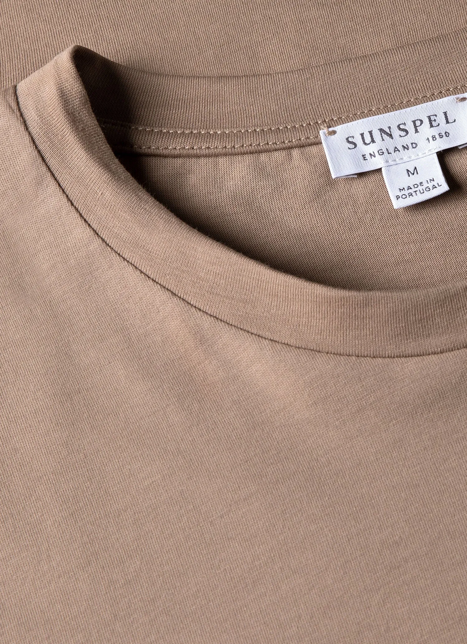 Men's Riviera Midweight T-shirt in Sandstone Sunspel