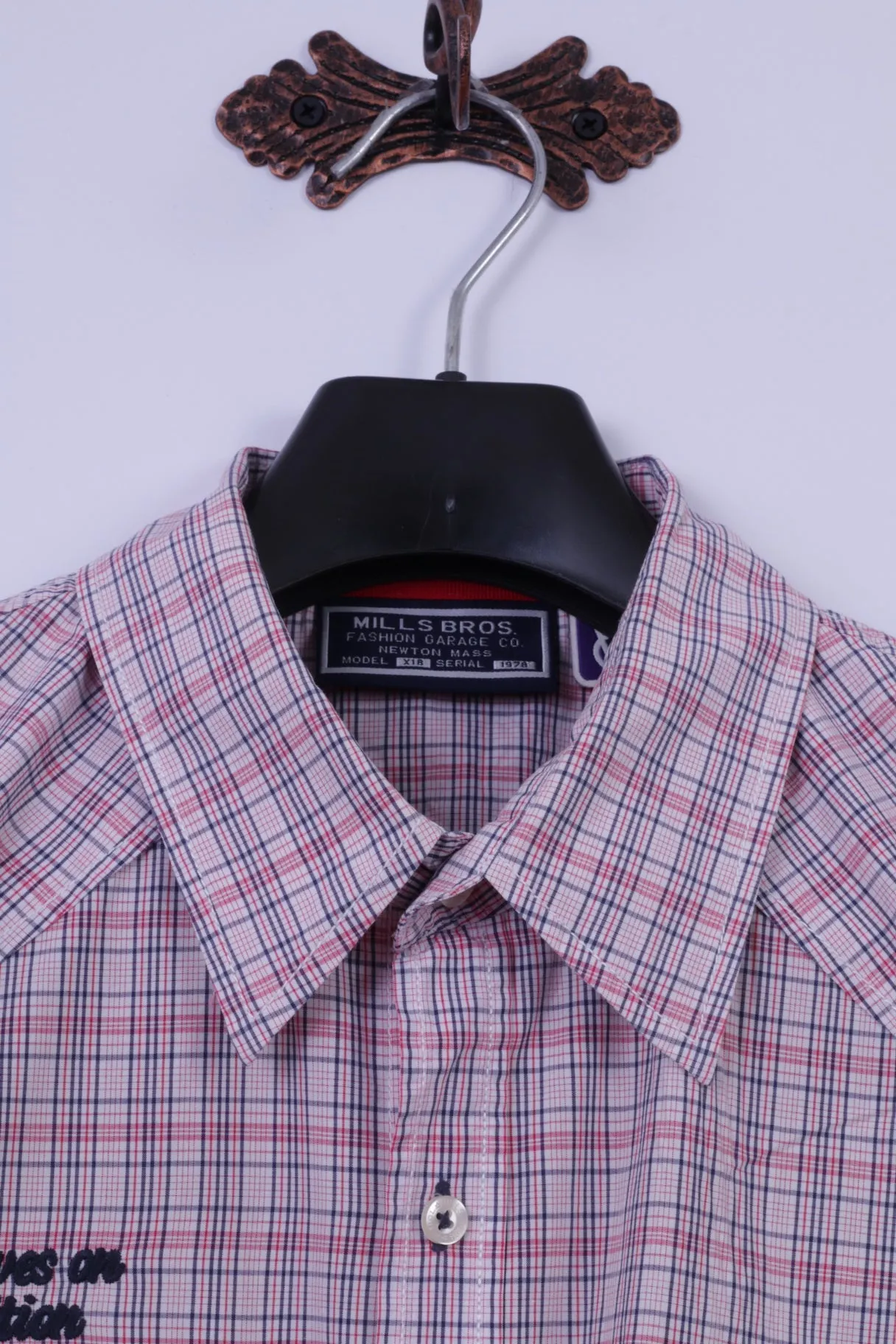 Mills Brothers Mens XL (M) Casual Shirt Red Check Cotton X18 Vintage Apparel Short Sleeve