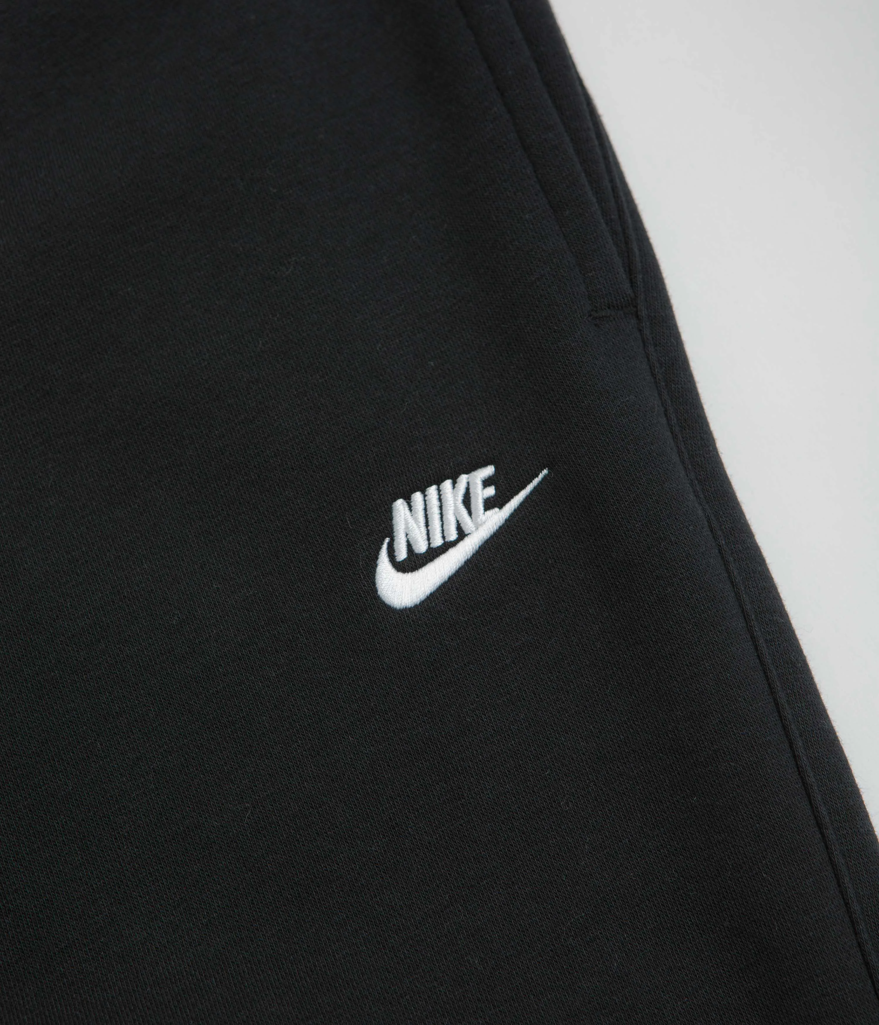 Nike Club Joggers - Black / Black / White