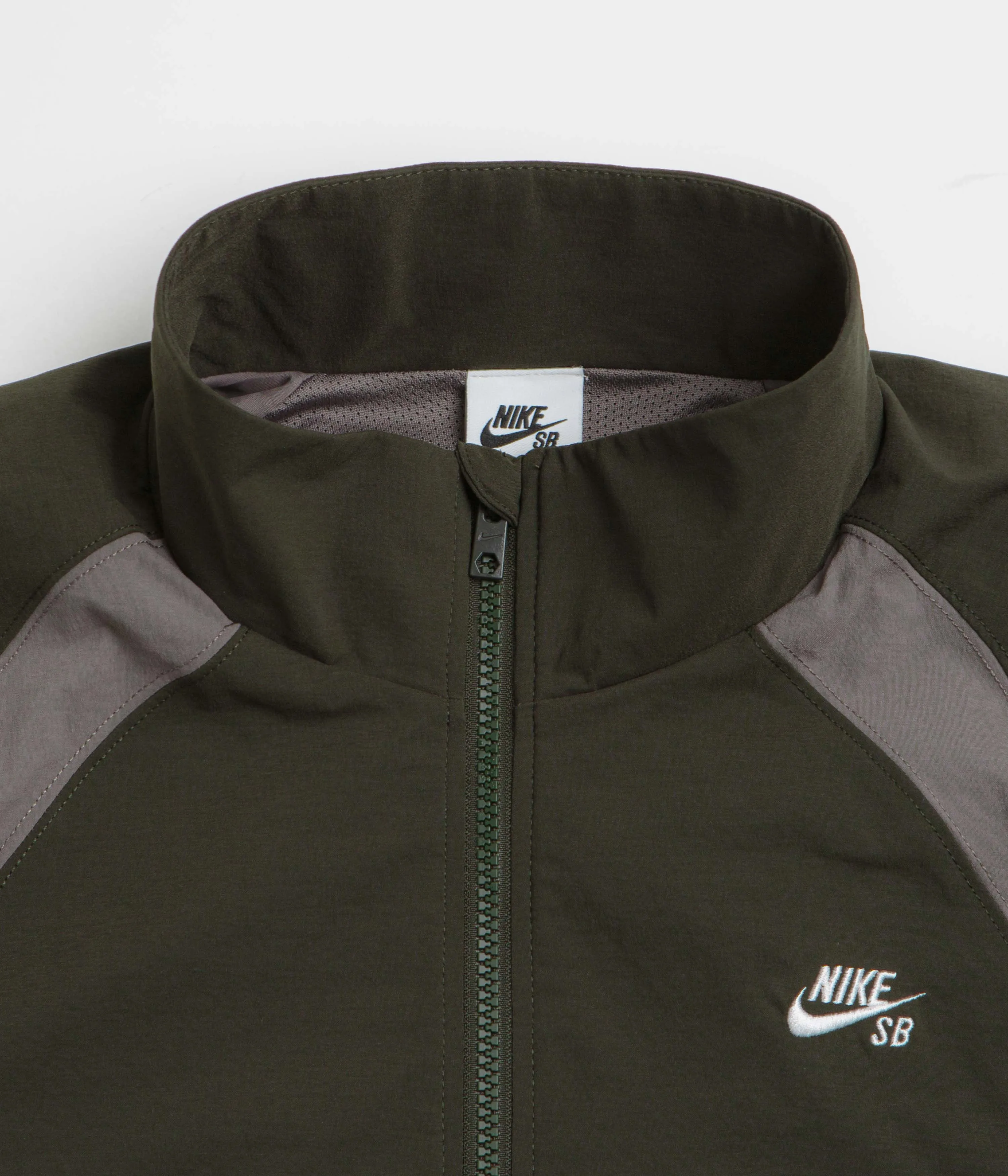 Nike SB Full Zip Woven Jacket - Sequoia / Cave Stone / White
