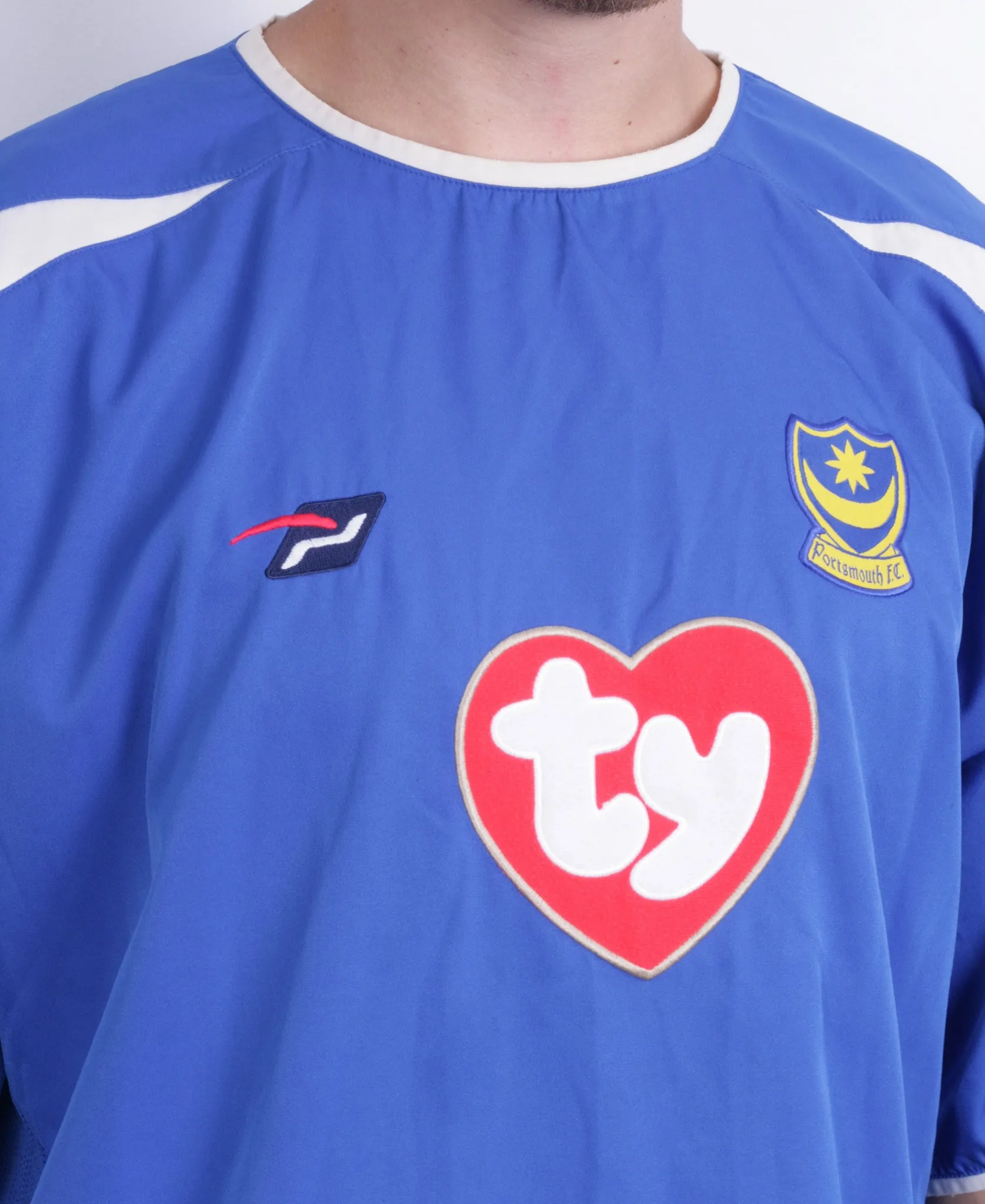 Portsmouth F.C. Mens XL Shirt Crew Neck Sport Short Sleeve